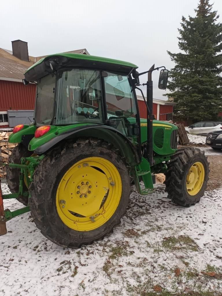 John Deere 5090 M Трактори