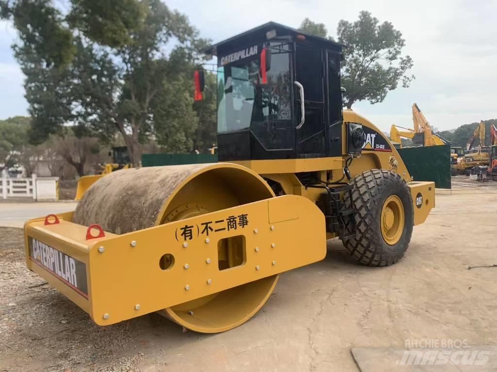 CAT CS 683 E Грунтові котки