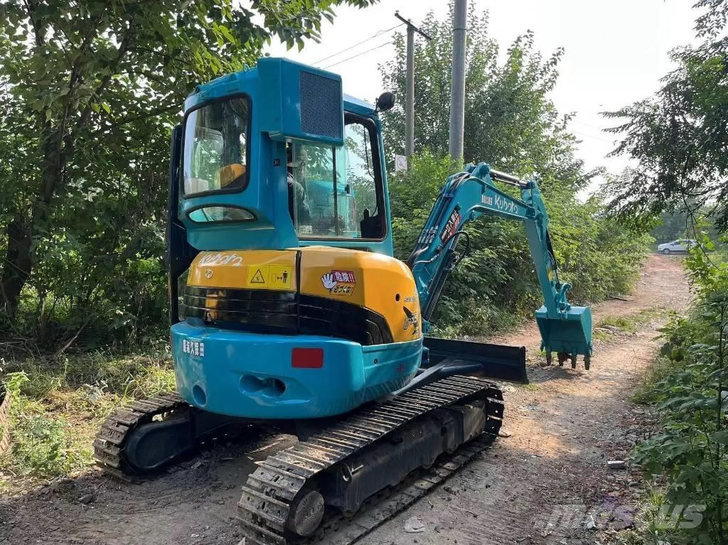 Kubota U35 Міні-екскаватори < 7т