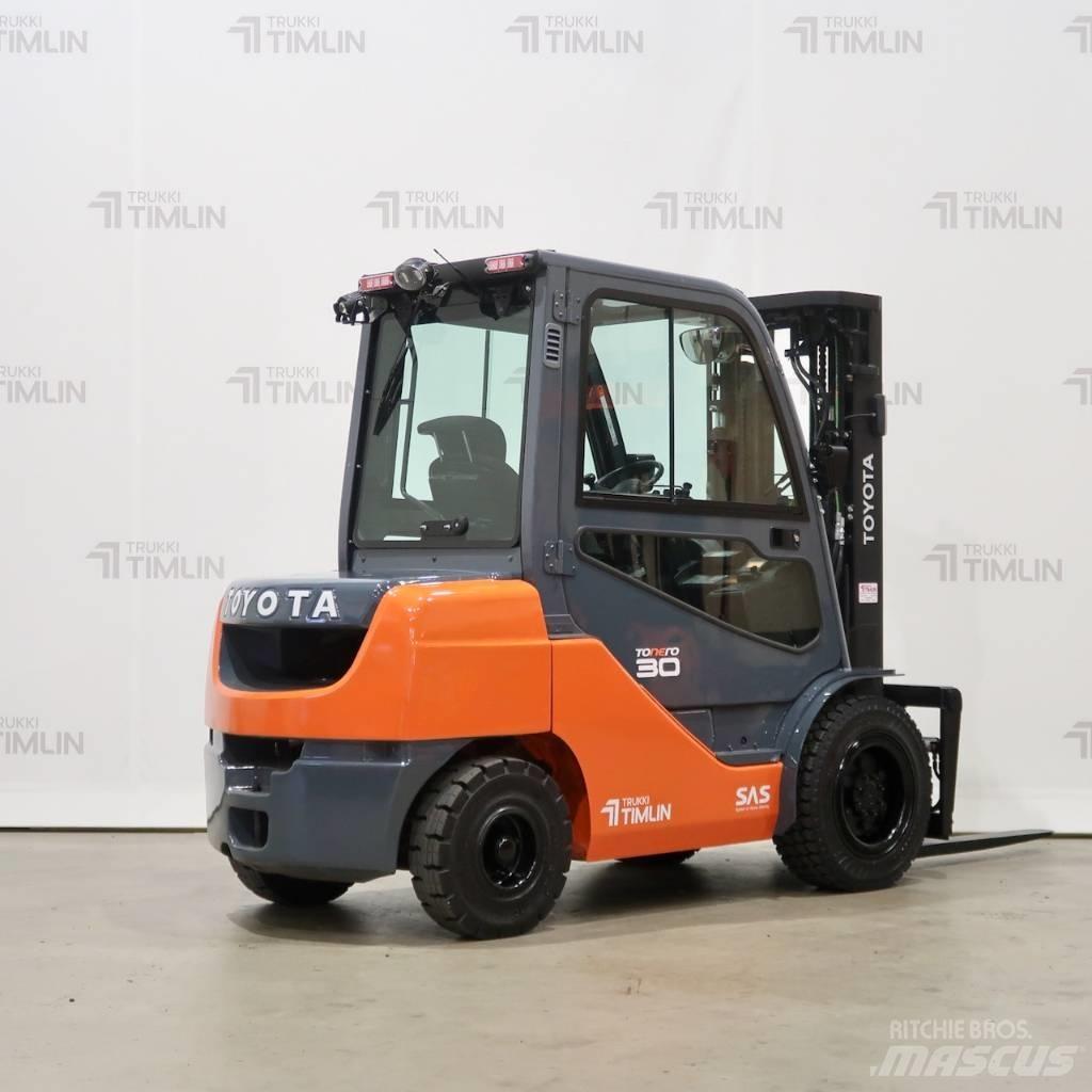 Toyota 02-8FDF30 Дизельні навантажувачі