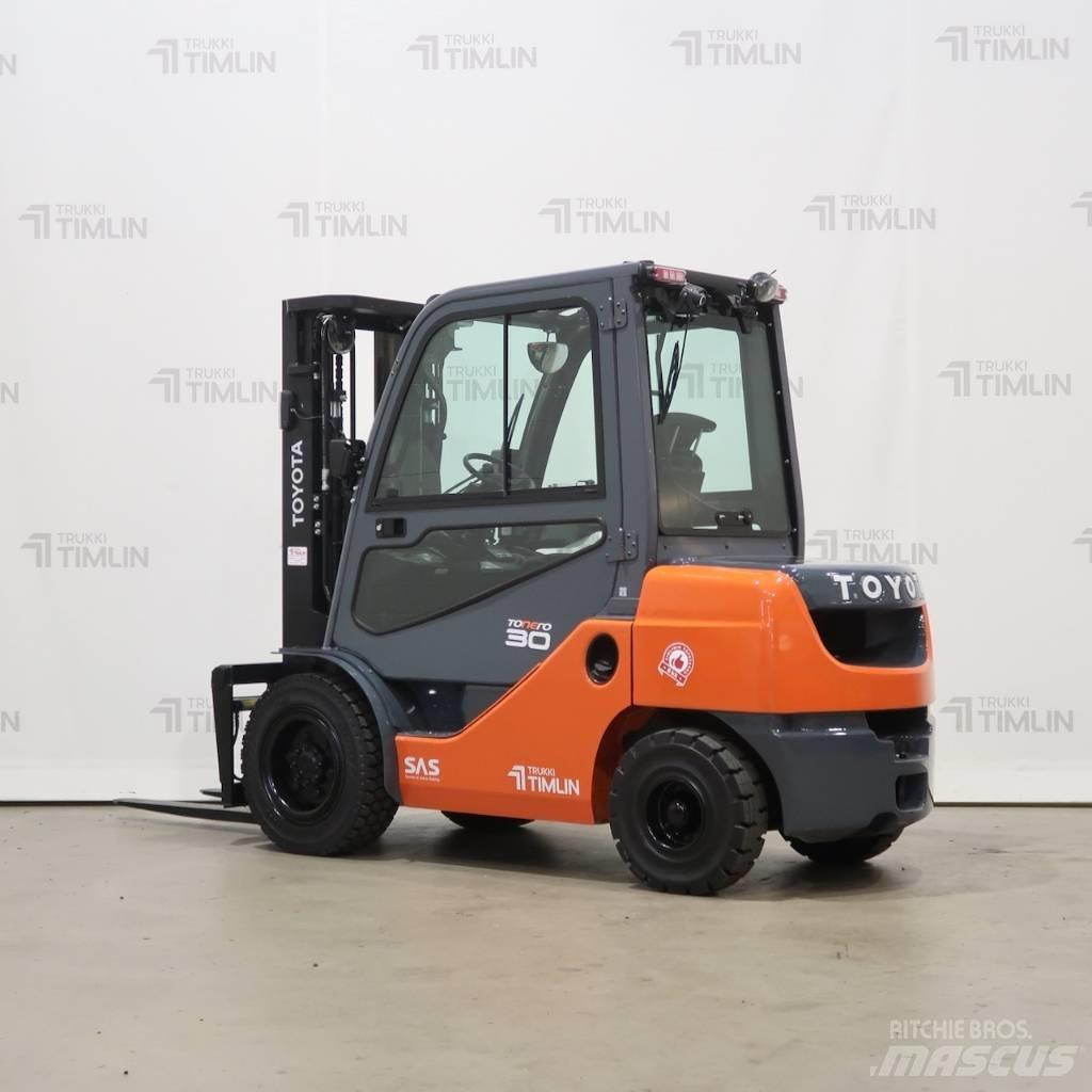 Toyota 02-8FDF30 Дизельні навантажувачі