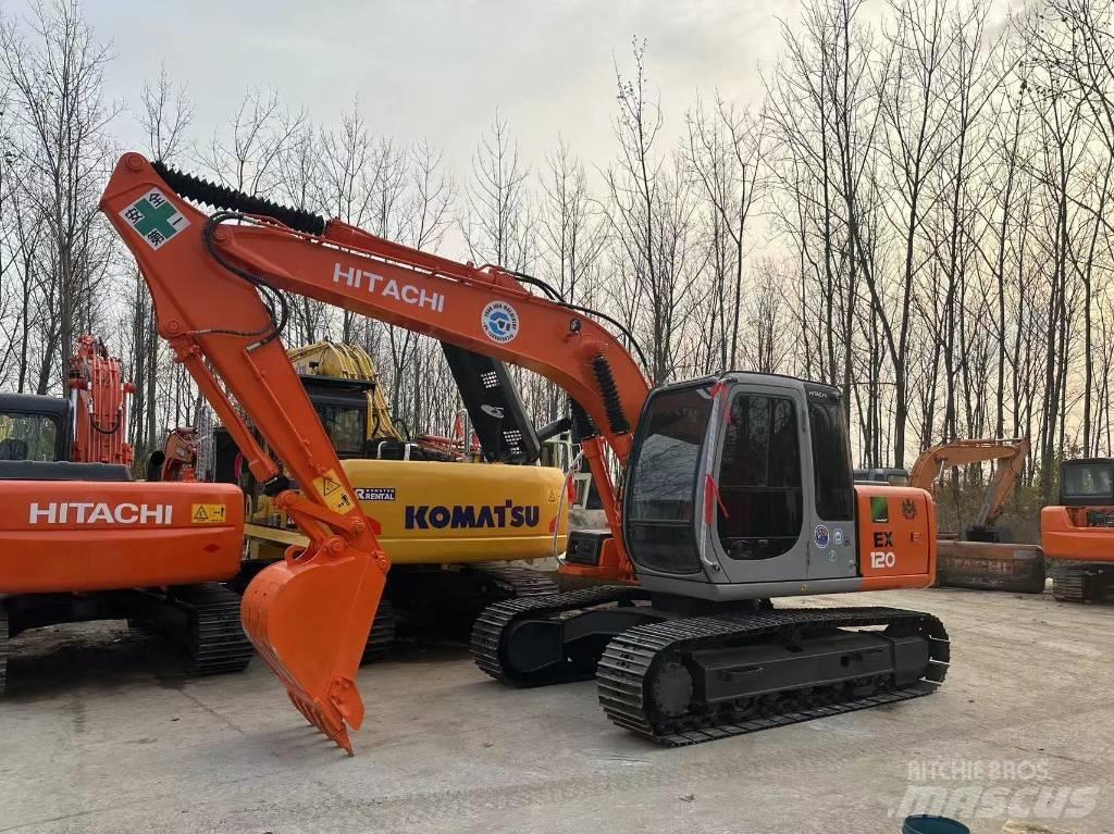 Hitachi EX120 Гусеничні екскаватори