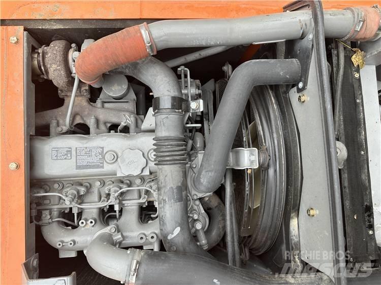 Hitachi EX120 Гусеничні екскаватори