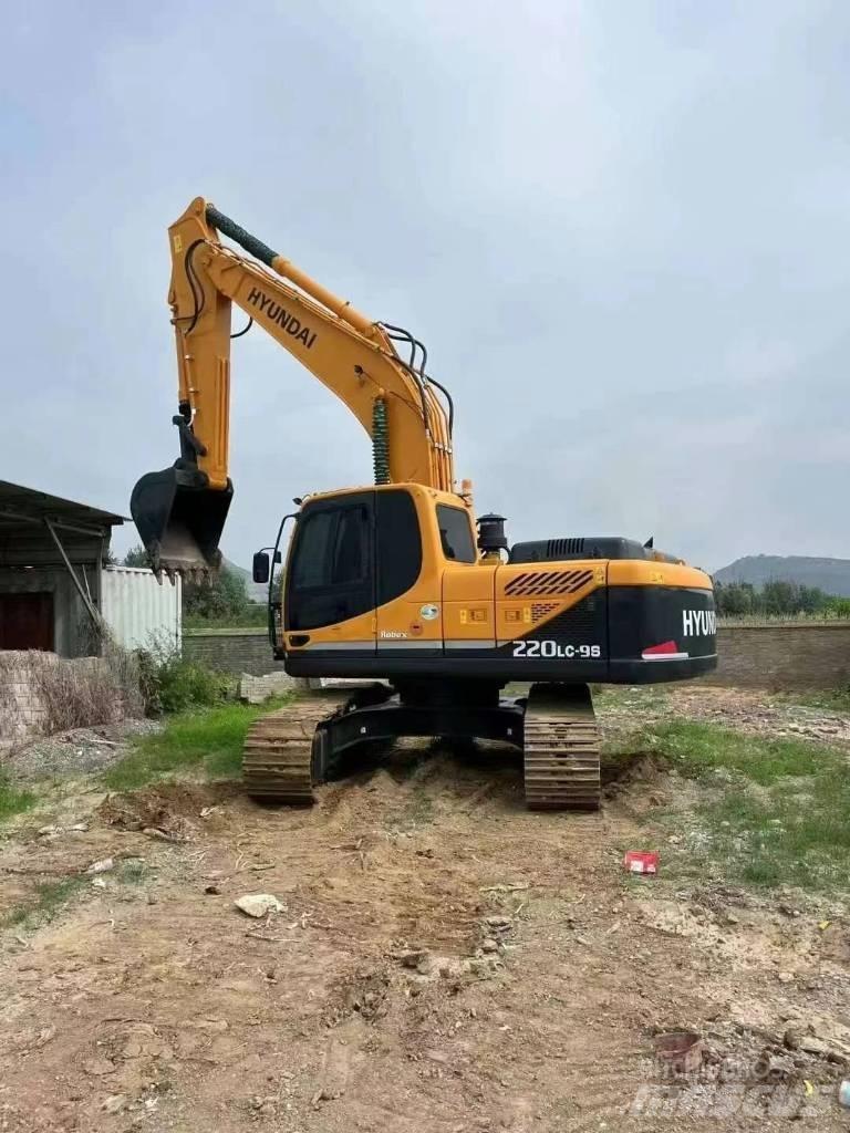 Hyundai 335lc-9s Гусеничні екскаватори