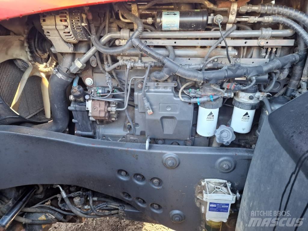 Massey Ferguson 8680 Трактори