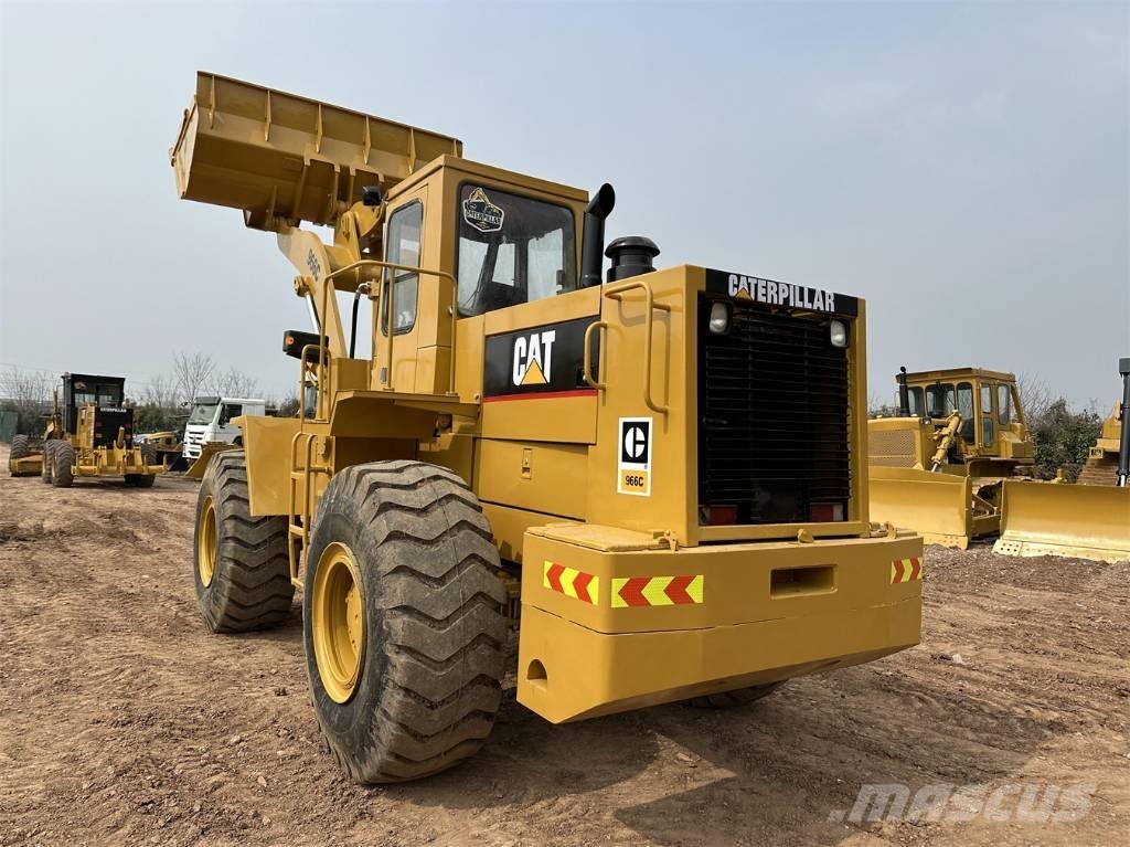 CAT 966C Фронтальні навантажувачі