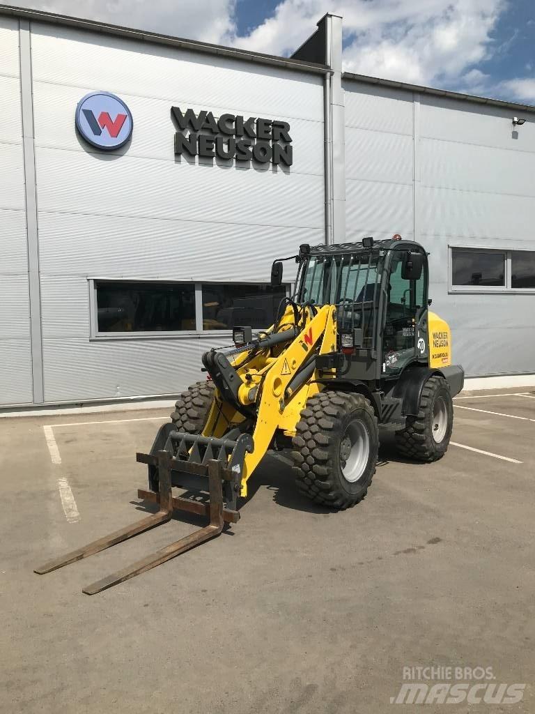 Wacker Neuson WL70 Фронтальні навантажувачі та екскаватори