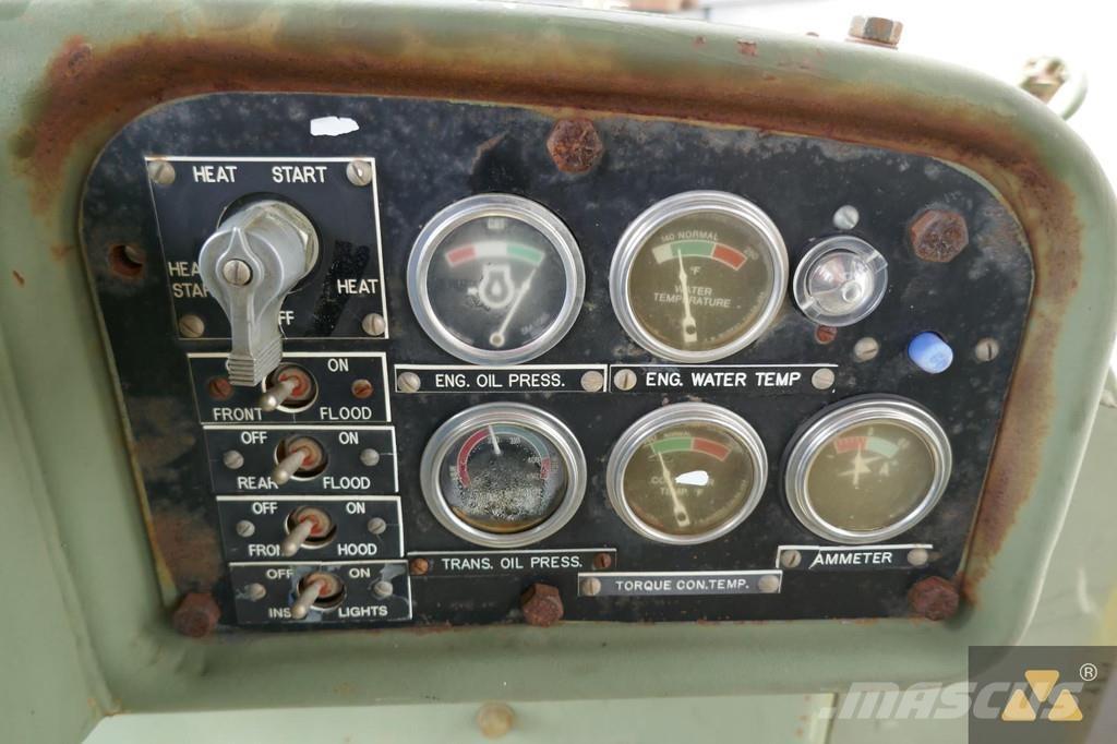 CAT D7F Ex-army Гусеничні бульдозери