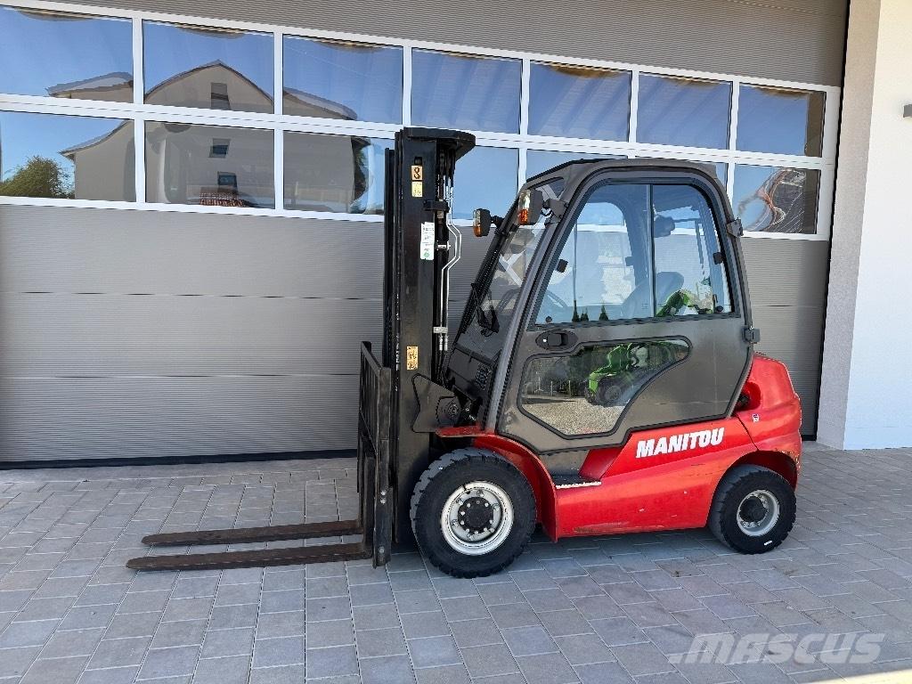 Manitou MI 25 Дизельні навантажувачі