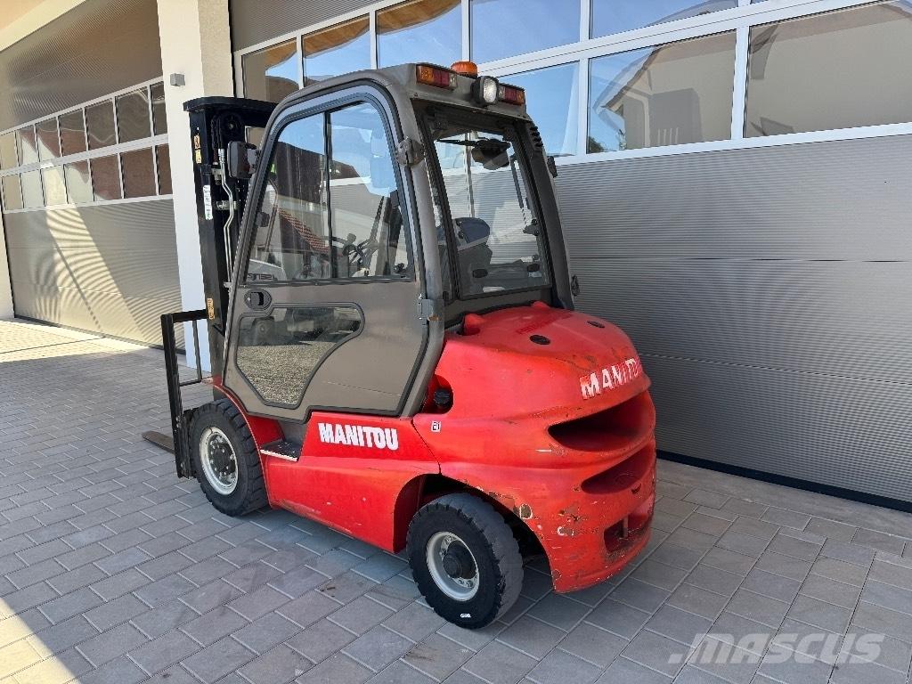 Manitou MI 25 Дизельні навантажувачі