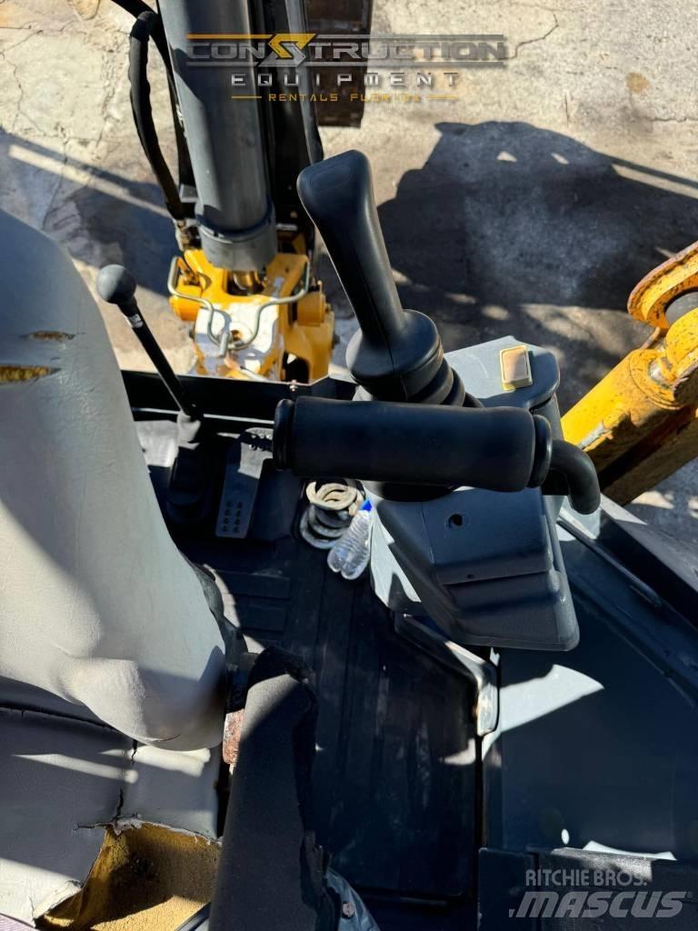 DEERE 310SK Екскаватори-навантажувачі