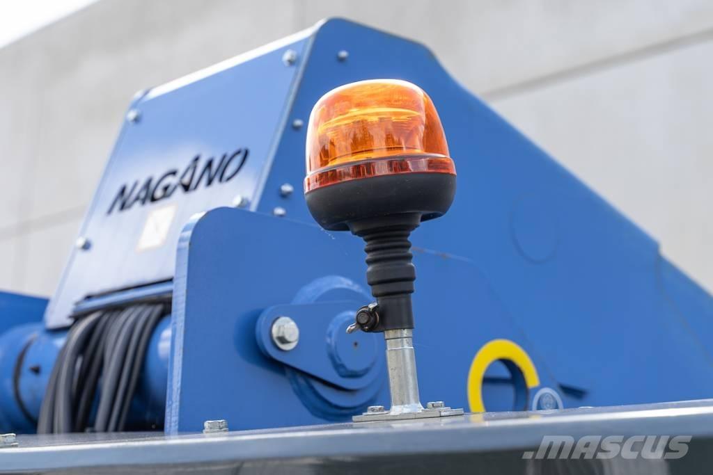 Nagano S15 AUJ Телескопічні підйомники
