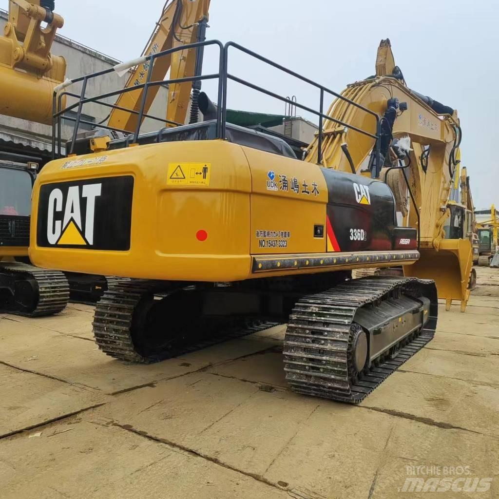 CAT 336D2L Гусеничні екскаватори