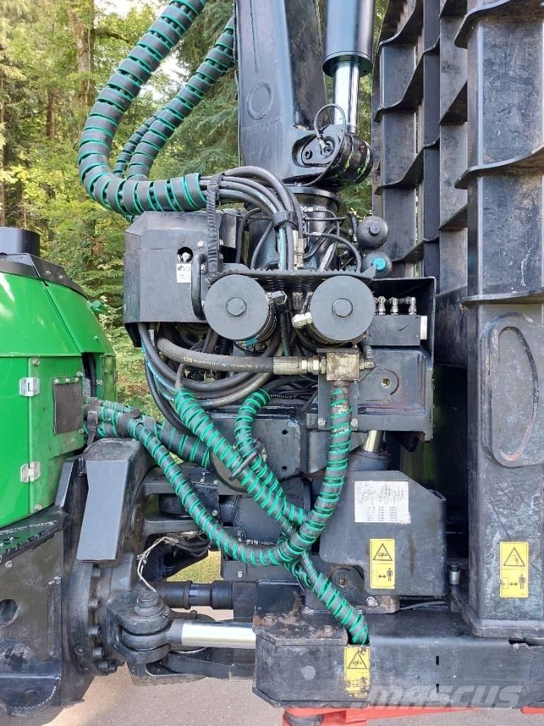 John Deere 1110G Форвардери
