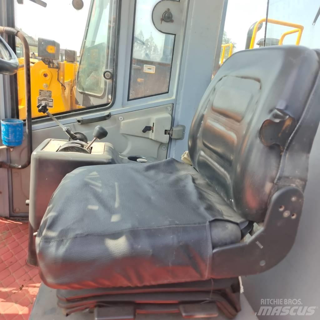XCMG XS263J Грунтові котки