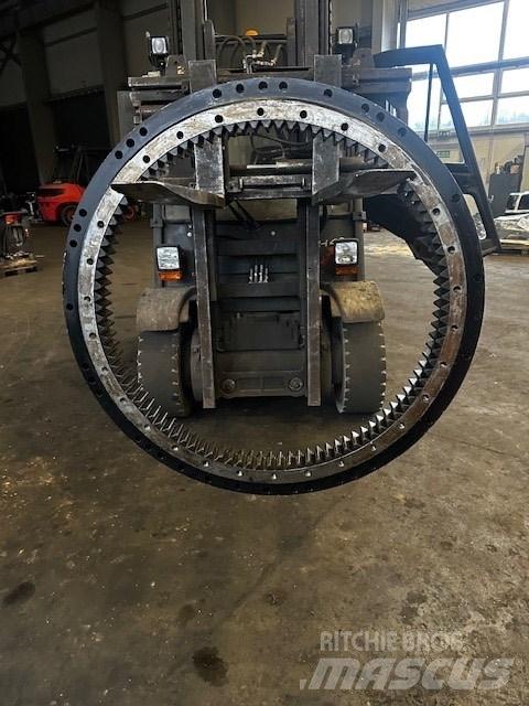 CAT M 316 BEARING Шасі