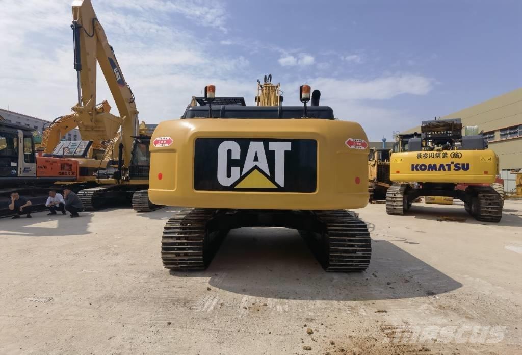 CAT 330 Гусеничні екскаватори