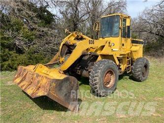 CAT 936 Фронтальні навантажувачі