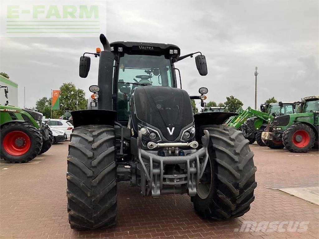 Valtra s 394 Трактори