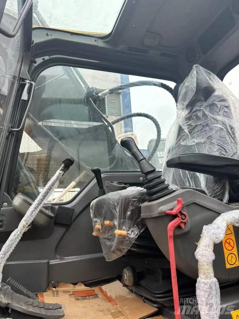 Volvo EC 210 Середні екскаватори 7т. - 12т.