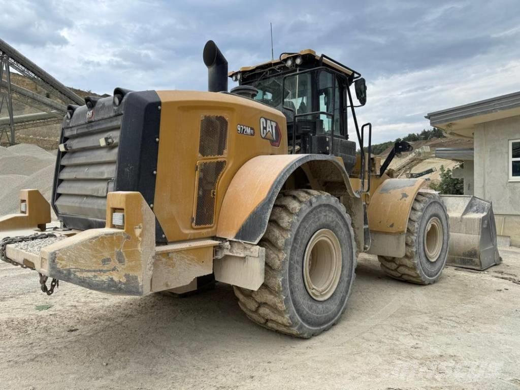CAT 972M Фронтальні навантажувачі