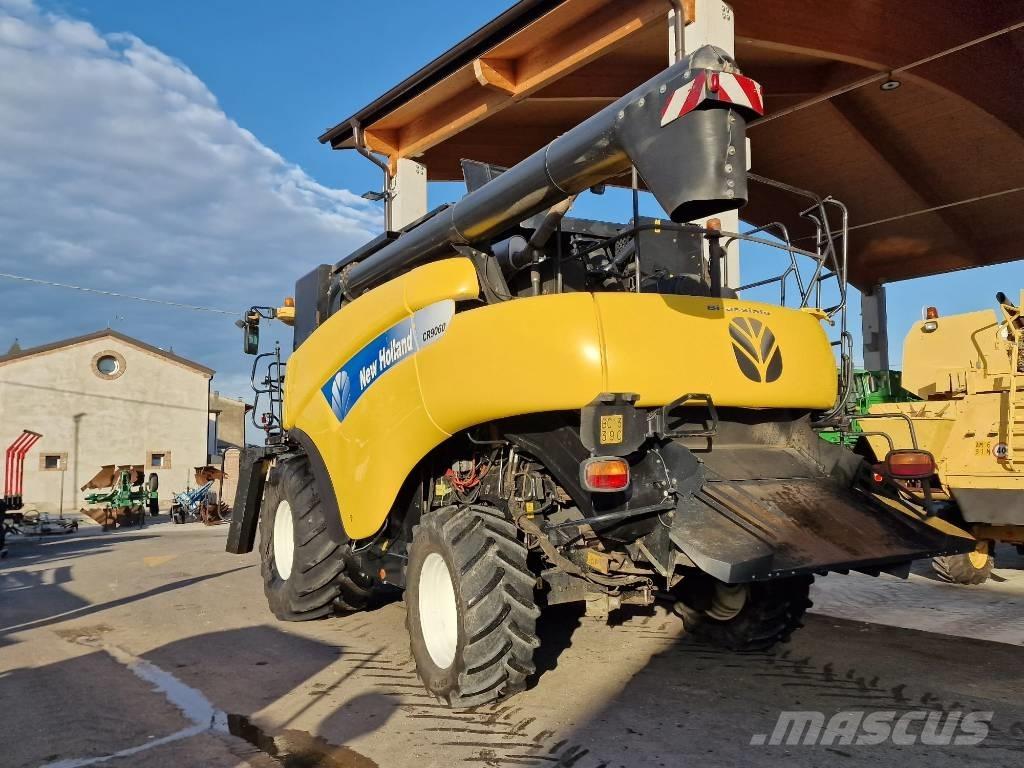 New Holland CR 9060 Зернозбиральні комбайни