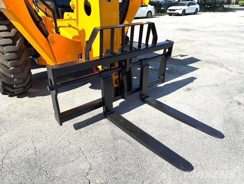 JCB 512-56 Телескопічні навантажувачі