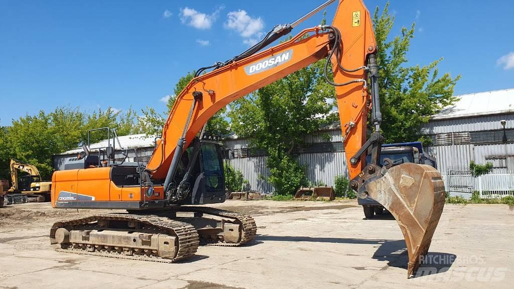 Doosan DX 255 LC-5 Гусеничні екскаватори