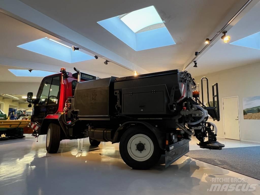 Lindner Unitrac 122 Трактори