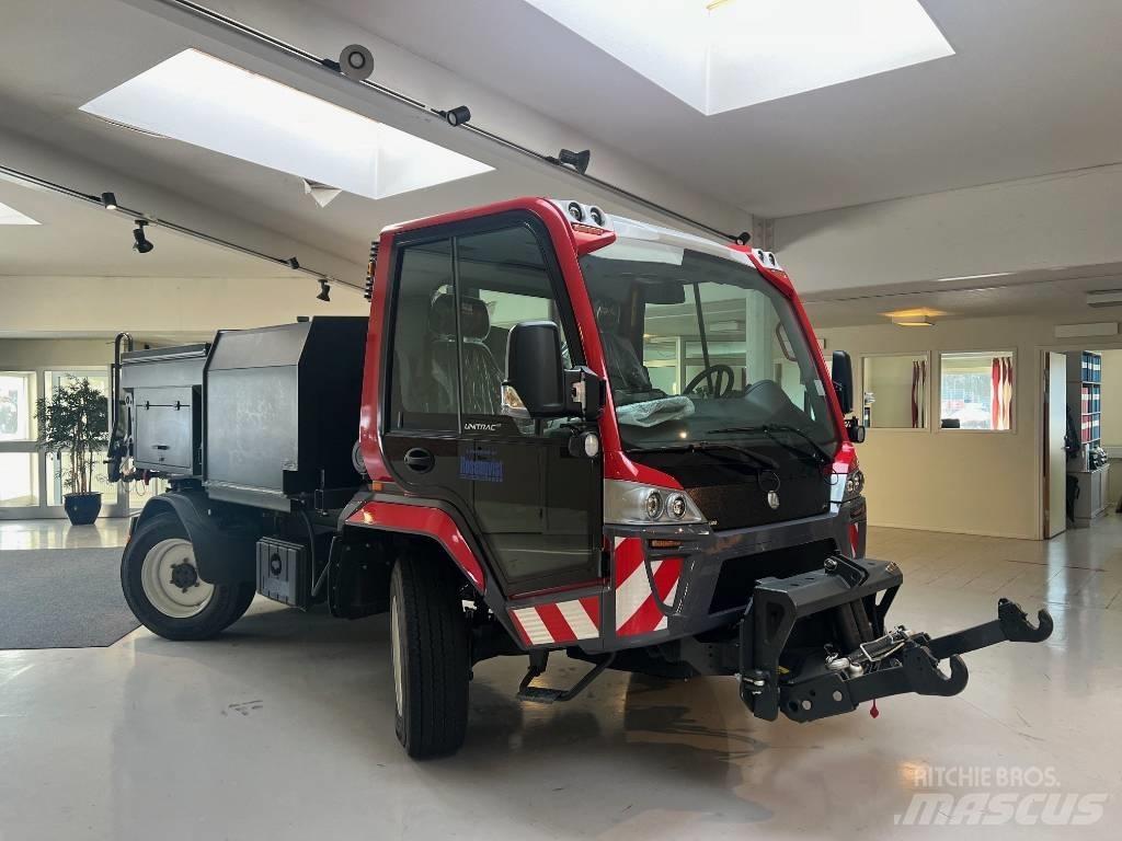 Lindner Unitrac 122 Трактори