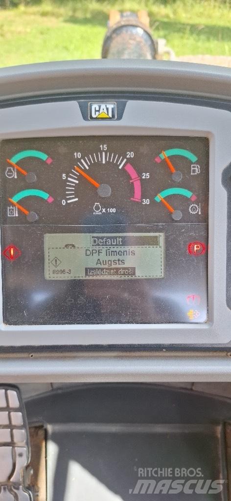 CAT 966 KXE Фронтальні навантажувачі