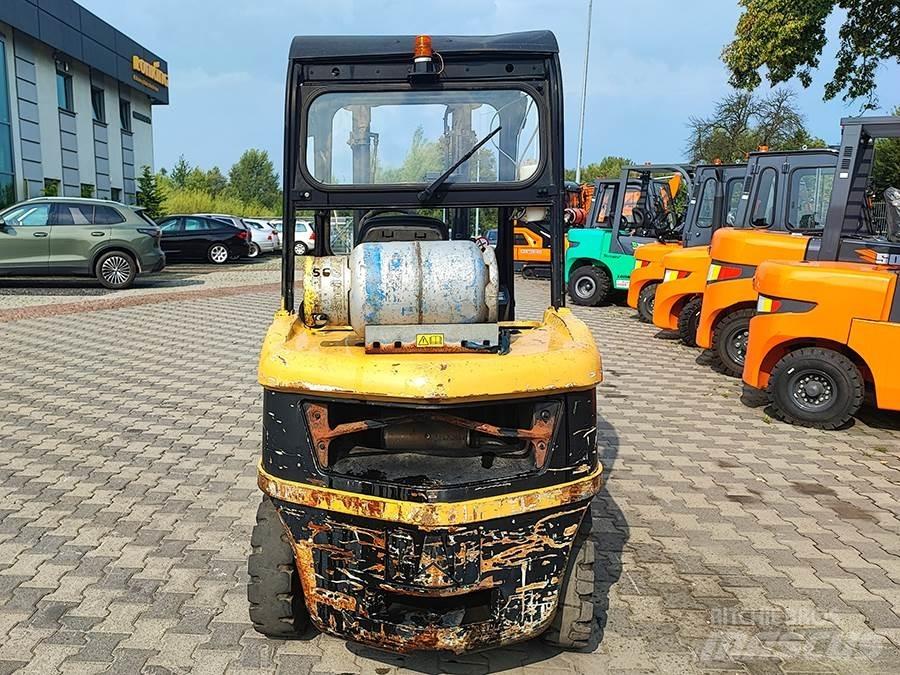 CAT GP30N Газові навантажувачі