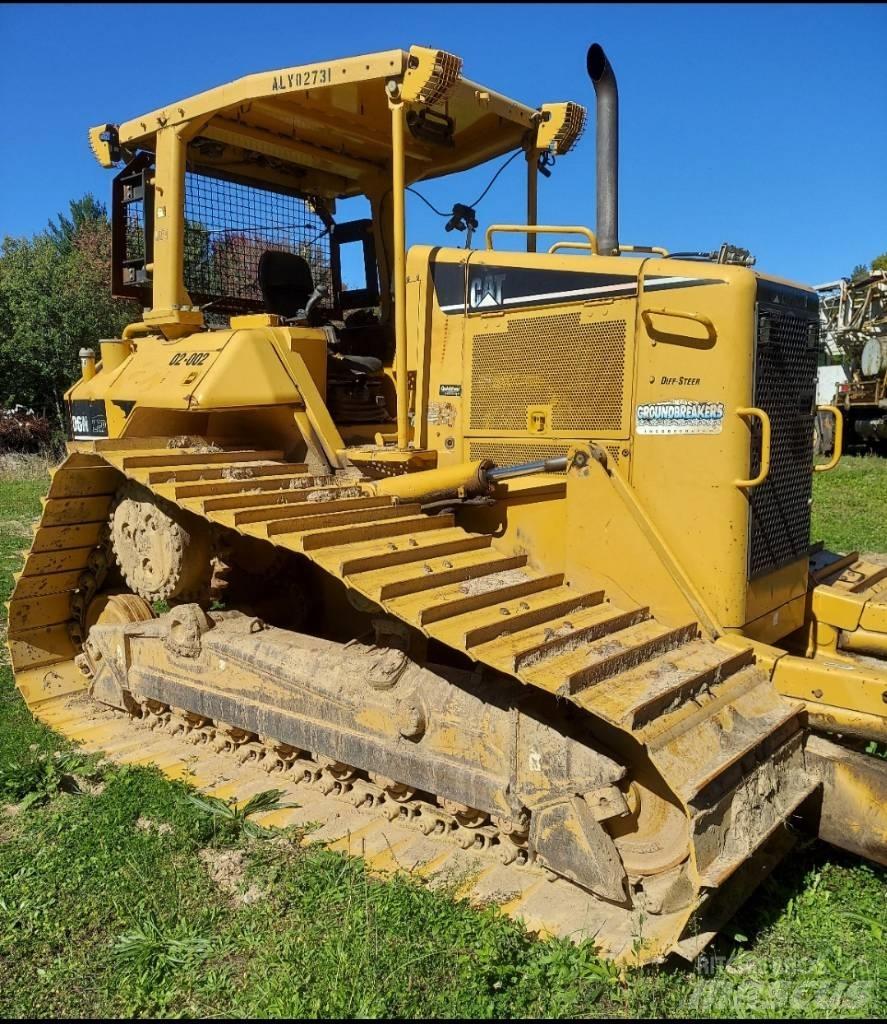 CAT D 6 N Гусеничні бульдозери