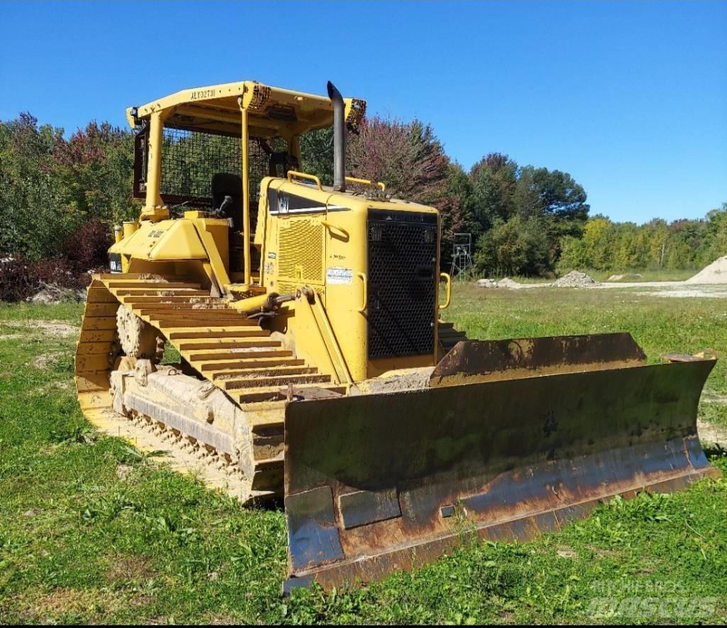 CAT D 6 N Гусеничні бульдозери