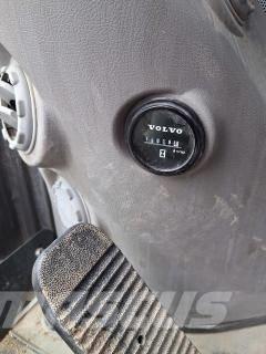 Volvo EW 205 D Колісні екскаватори