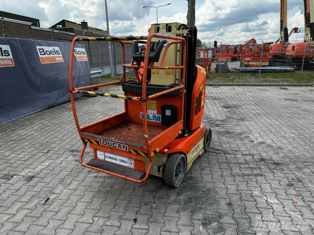 JLG T08E Вертикальні щоглові підйомники