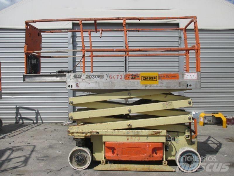 JLG 2030 ES Підйомники-ножиці
