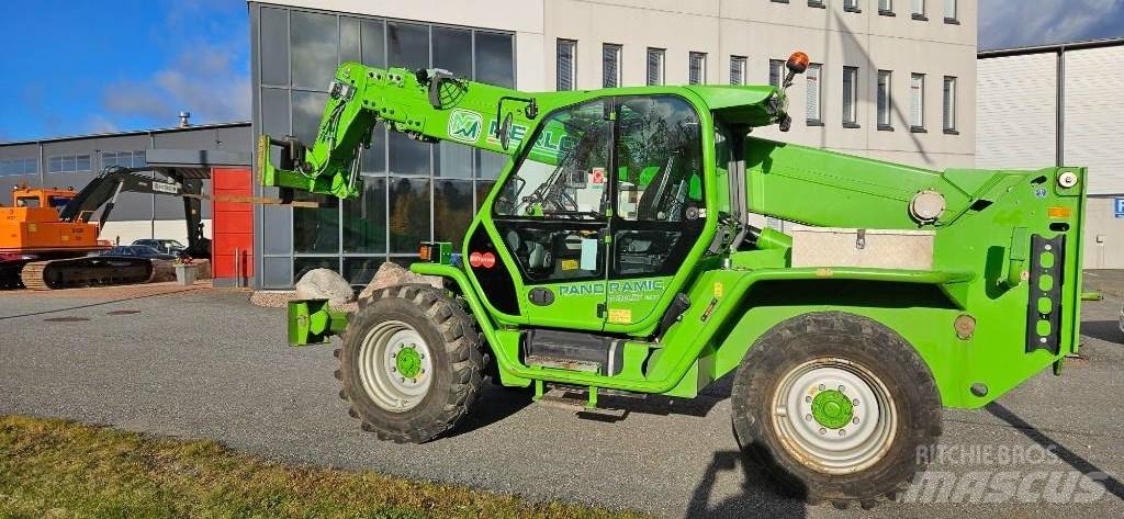 Merlo P40.17PLUS Телескопічні навантажувачі