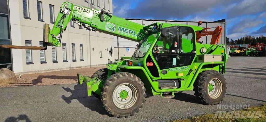 Merlo P40.17PLUS Телескопічні навантажувачі