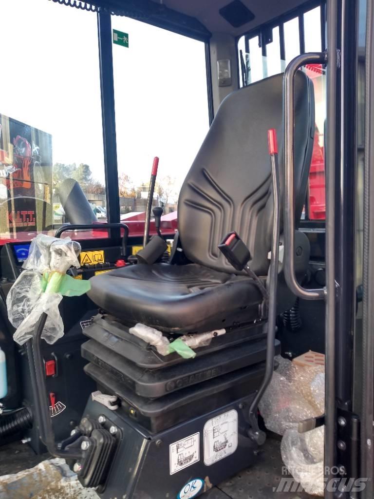 Yanmar C50R-5 Гусеничні самоскиди