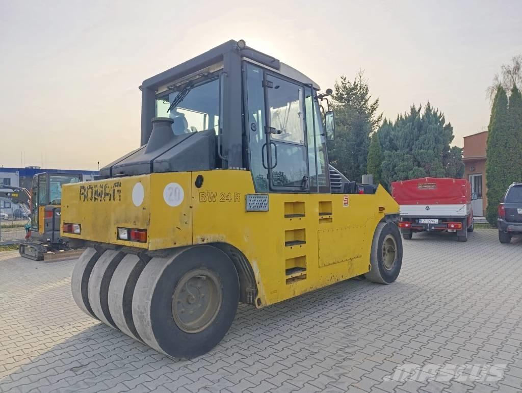 Bomag BW 24 R Пневматичні катки