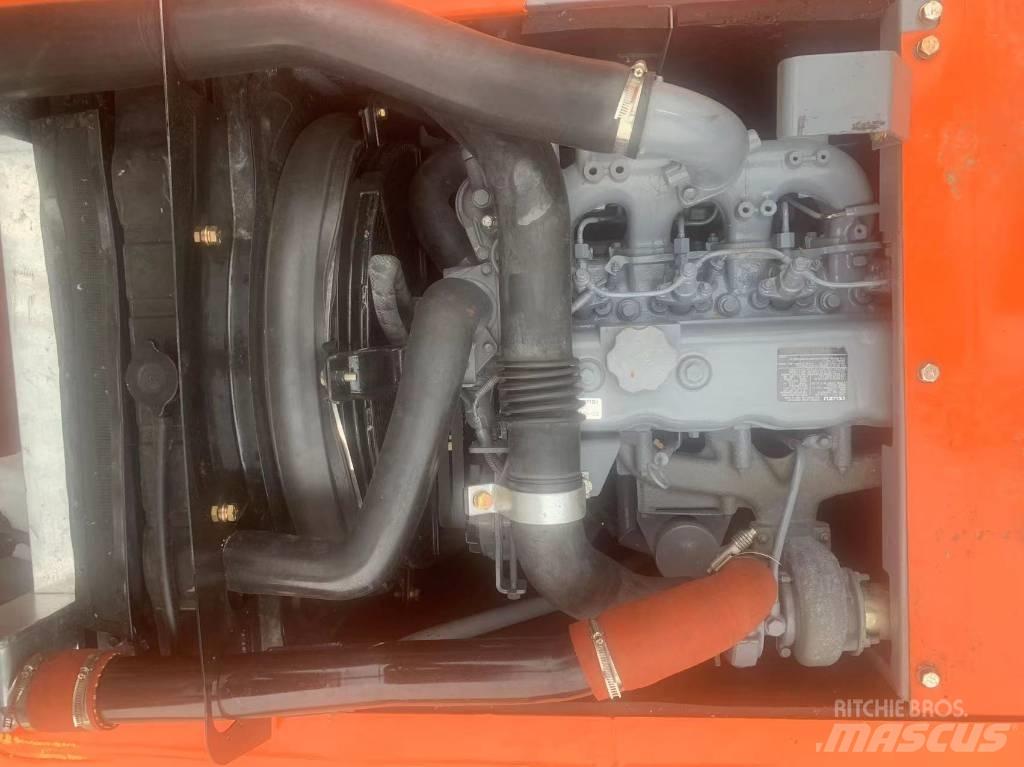 Hitachi EX 120 -3 Гусеничні екскаватори