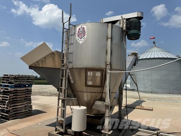  DOYLE 8 Причіпні обприскувачі