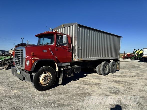 Ford 8000 Будтехніка - Інші