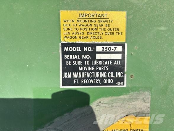 J&M 250-7 Причепи перевантажувачі зерна