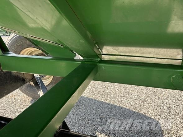 J&M 680/760 Причепи перевантажувачі зерна