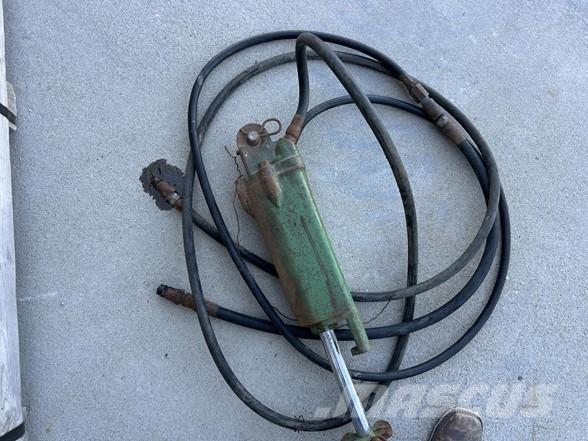 John Deere  Будтехніка - Інші