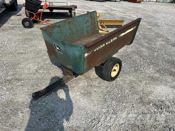 John Deere 15 Інші причепи