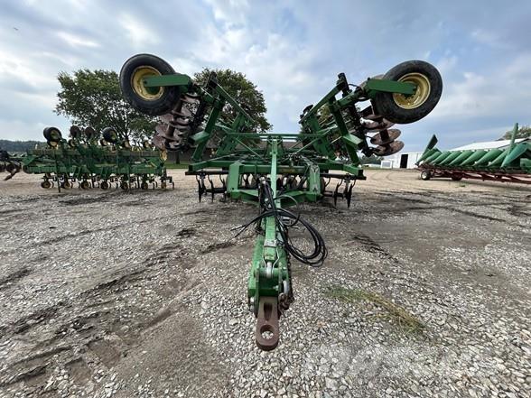 John Deere 512 Інші землеоброблювальні машини і додаткове обладнання