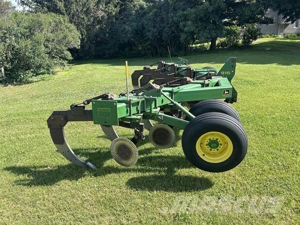 John Deere 915 Інші землеоброблювальні машини і додаткове обладнання